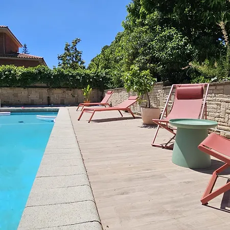 Poolside Barcelona Sant Cugat * سانت كوغات ذيل فايي